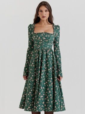 saira floral lace up corset cocktail dress Clothing : Midi Dresses: 'Saira' Soft Blue Vintage Floral Print Midi Sundress